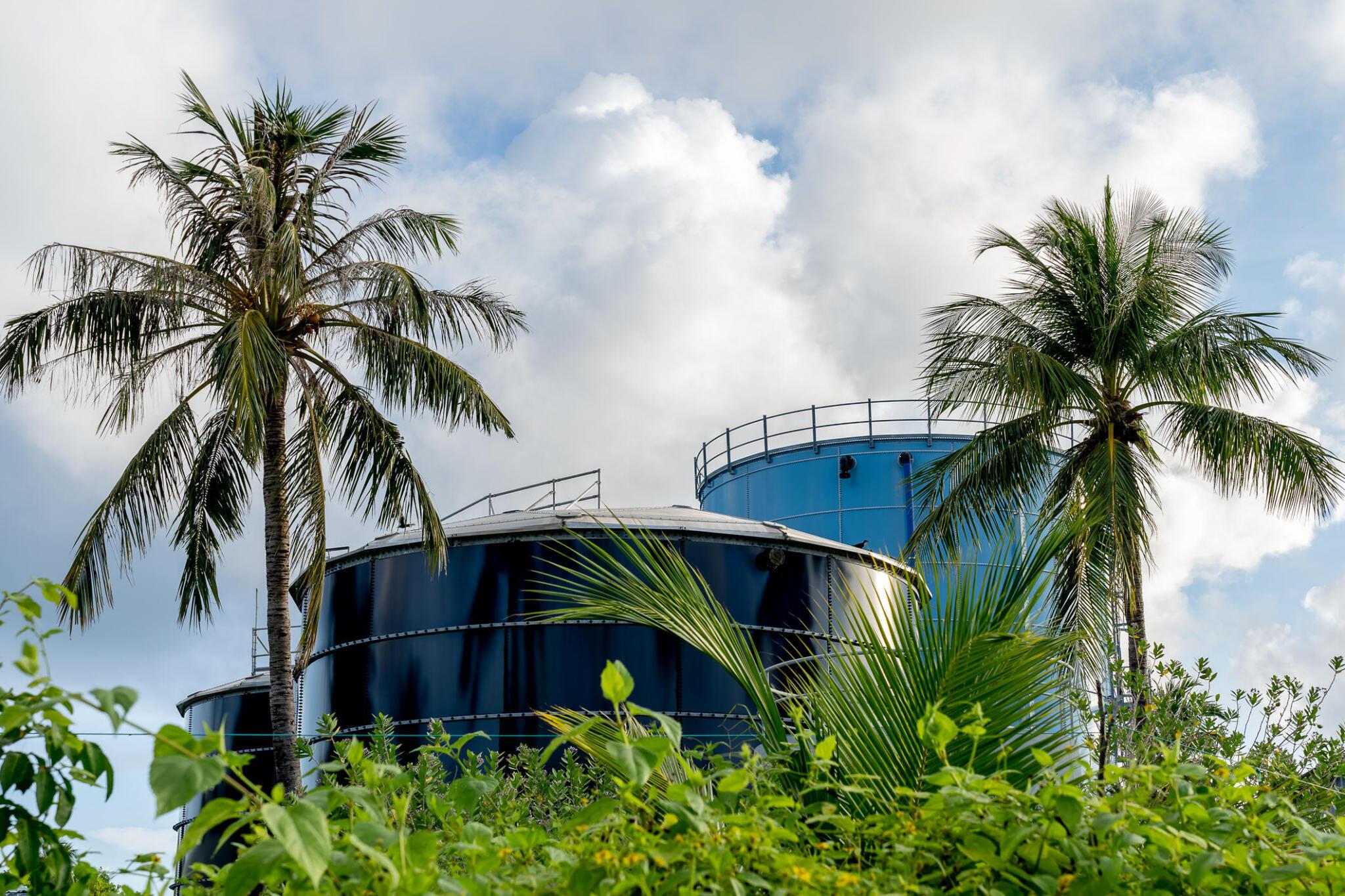 Battling the Brine: Testing Materials for Water Resistance and Permeability in the Maldives